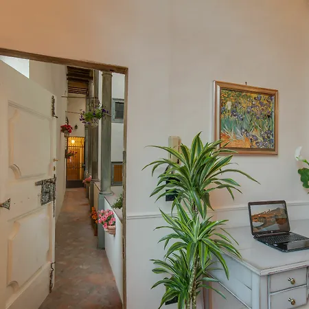 Gasthuis Residenza D'epoca Borgo Albizi 3*