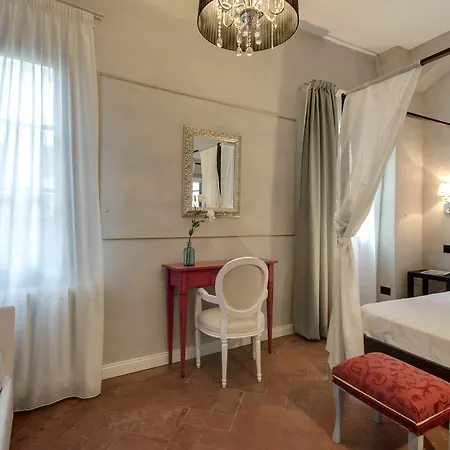 Residenza D'epoca Borgo Albizi Florenz