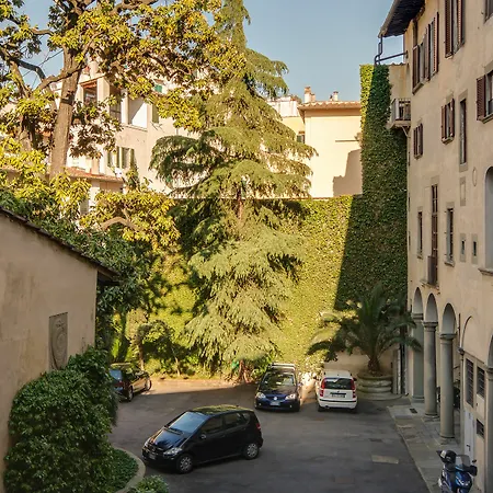 D'epoca Borgo Albizi Guest house 3*